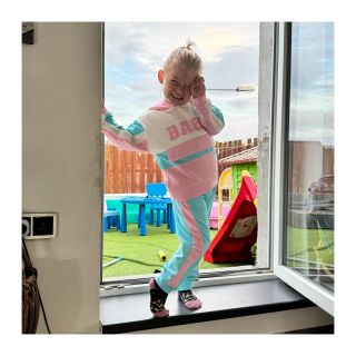 🎀✨ Nová souprava pro dívky, na kterou jsme neskutečně pyšní! Naše švadlenka opět předvedla svůj talent a vytvořila kousek,...